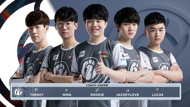 和传中进攻 和传中进攻